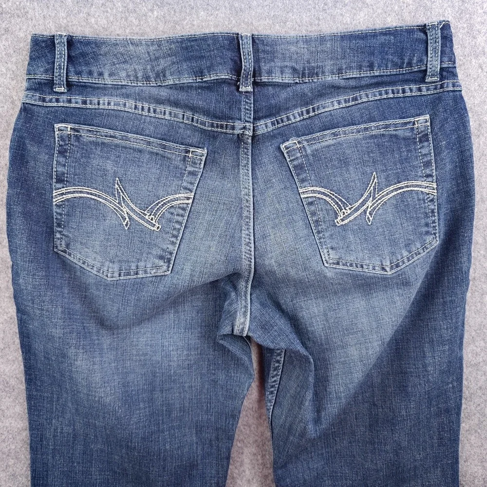 Wrangler Straight Leg Jeans Women's 15x34 Blue Faded Medium Wash Denim Stretch